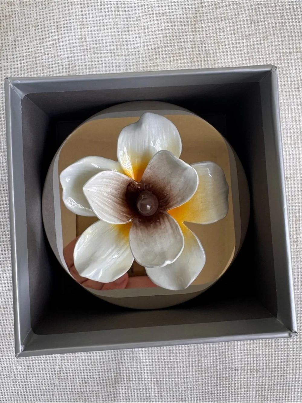 MICHAEL ARAM Magnolia candle